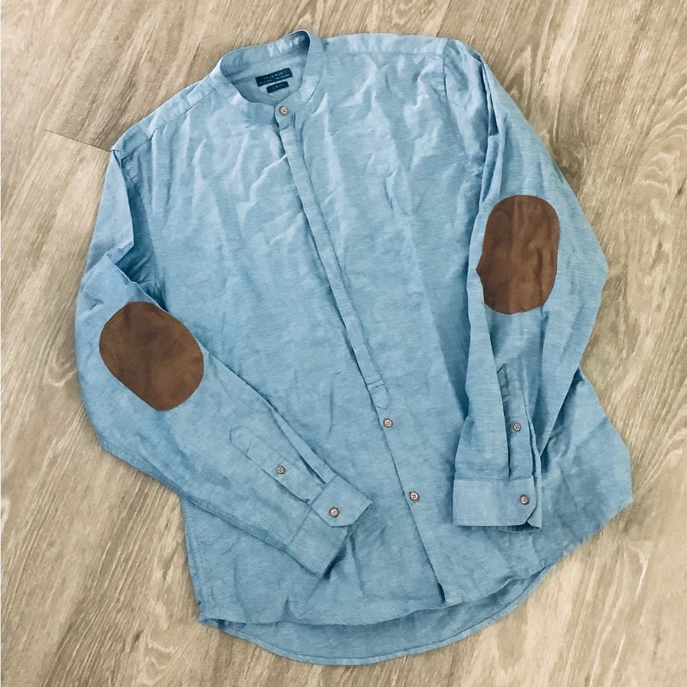 ZARA Button down Shirt Size L Slim Fit